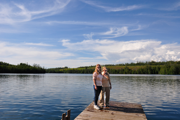Karen and Ilse at Matanuska Lake